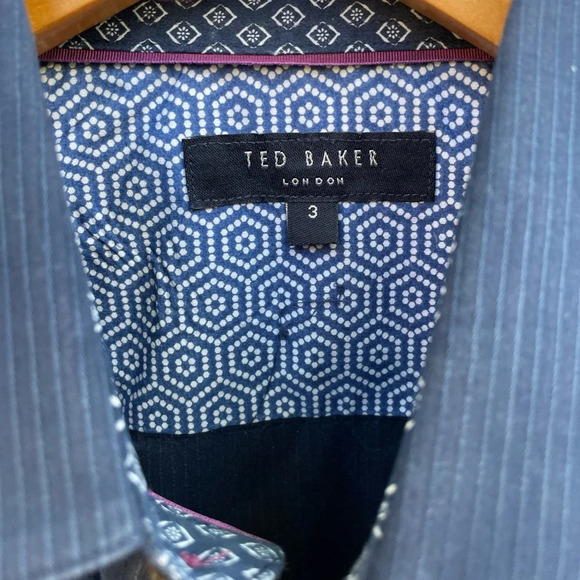 Ted Baker “ulukhot” Navy  textured verticals stripe buttondown, Ted 3 (me… - Picture 7 of 11